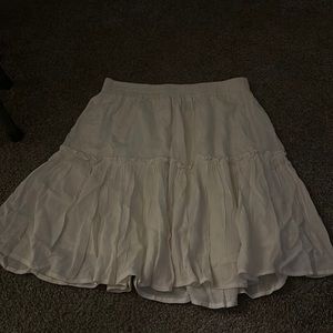 White flower skirt